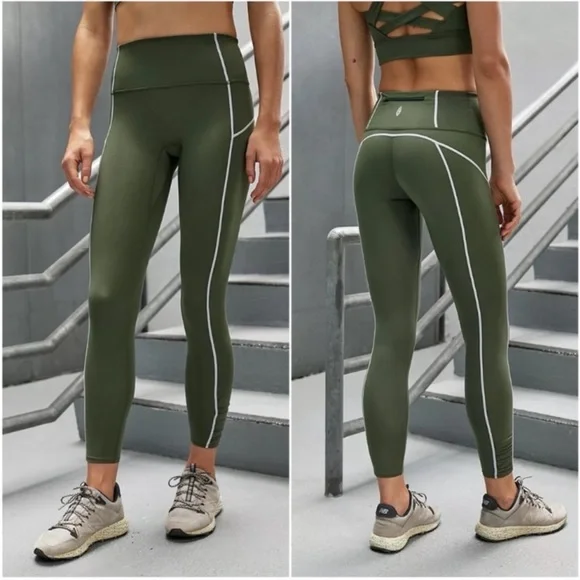 17-Free People You’re a Peach Legging - Picture 7 of 8